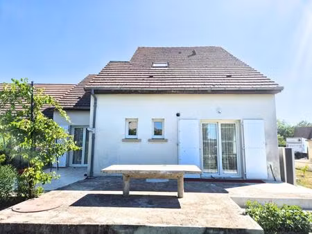 a saisir -- grande maison familiale de 168 m² situé à mer 41500 – 5 chambres et un bureau 