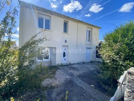 maison de 126 m² à louverne