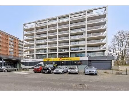 espace commercial situé au centre du