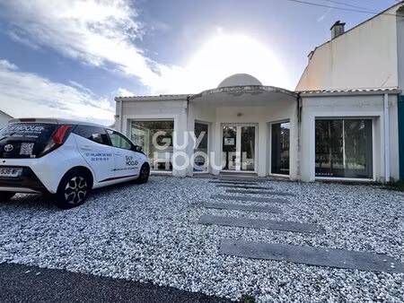 à louer local commercial 90 m² – 1 190 € |saint-hilaire-de-riez