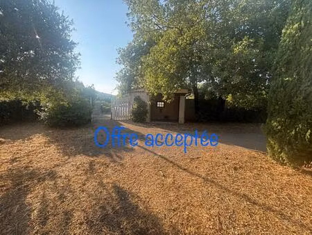 beau terrain à bâtir 988 m2 figanieres