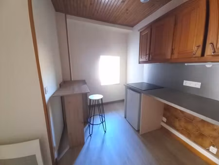 location appartement 1 pièce 21m² brioude 43100
