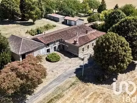 vente maison à bessac (16250) : à vendre / 270m² bessac
