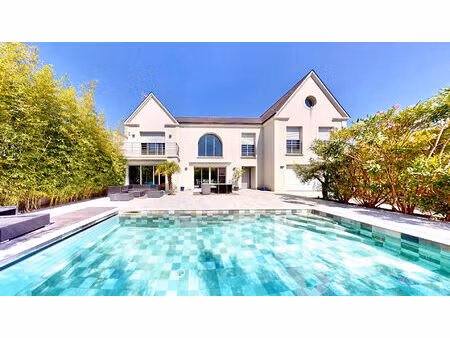 maison contemporaine d'exception avec piscine