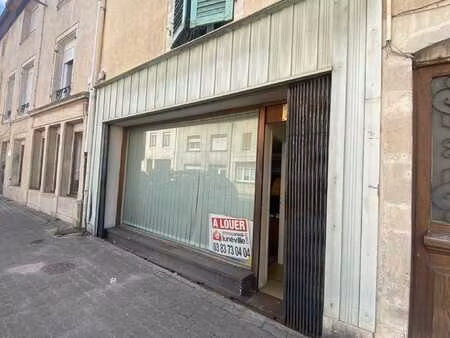 location local commercial 50m²