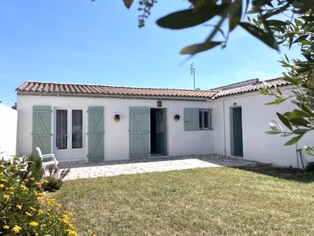 vente maison 4 pièces 100 m² à le bois-plage-en-re (17580)  693 000 €