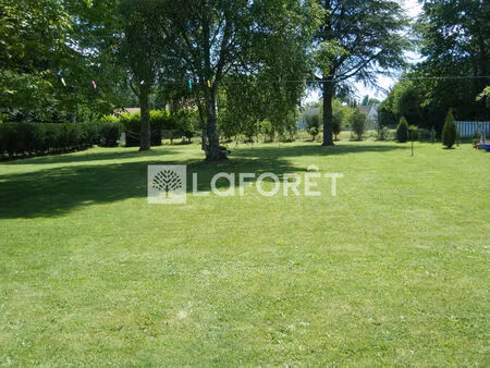 terrain viabilisé de 1524m² - 77940 blennes