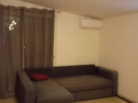 location meublée appartement 1 pièce 30 m² à gignac-la-nerthe (13180)  500 €