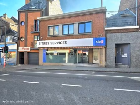 beau et grand commerce à louer