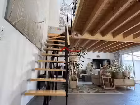 vente maison 6 pièces 155 m² à saint-romain-de-benet (17600)  233 000 €