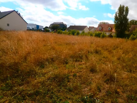 vente terrain 778 m² bourges (18000)