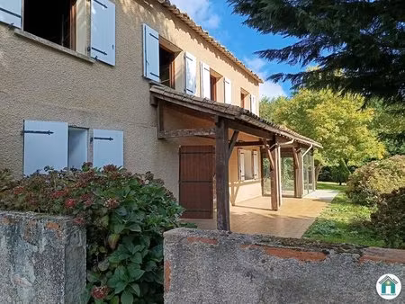 propriété - 200m ²