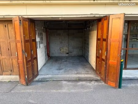 location box plessis bouchard