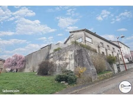 maison 7 pièces 137 m²