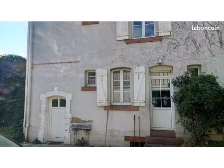 maison 9 pièces 255 m²