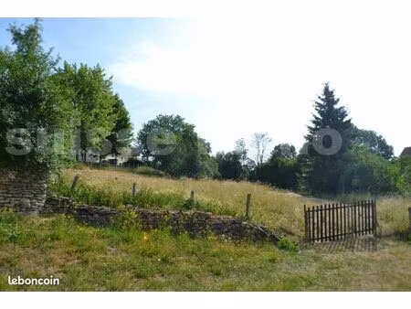 terrain 2107 m² maiche