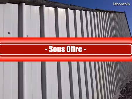 immeuble 480 m² joyeuse