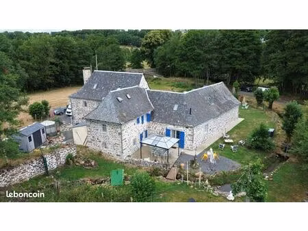 propriété 7 pièces 220 m²