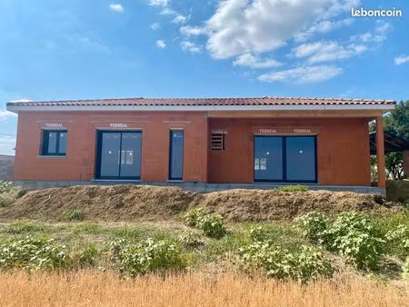 ? maison neuve 126 m2 re2020 hors d’eau hors d’air – caubiac - vue imprenable sur les pyré