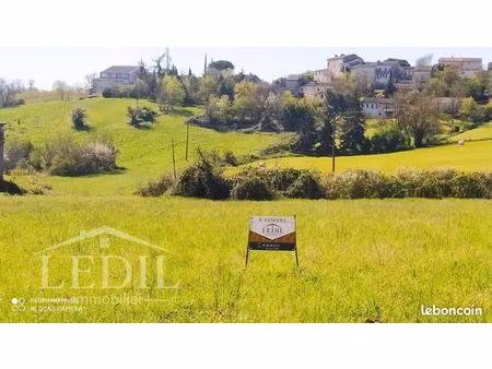 terrain 4 356 m² laplume