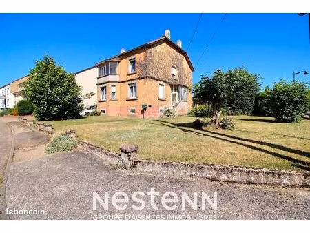 maison 9 pièces 176 m²