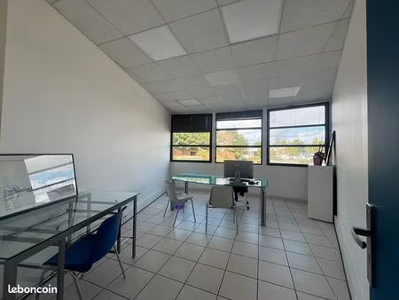 bureaux 23 m² beaucouze