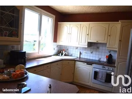 maison 8 pièces 121 m²