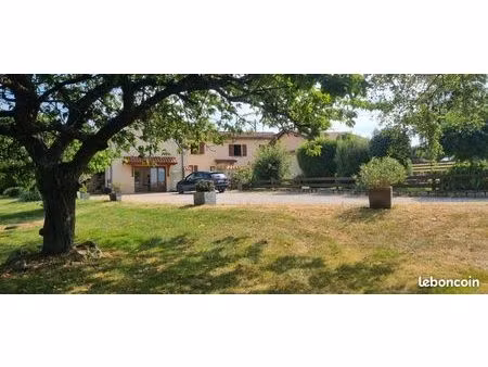 ferme 8 pièces 193 m²