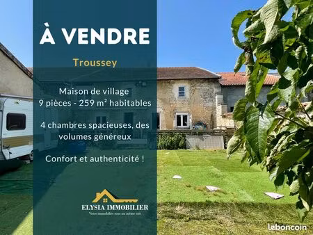 maison 9 pièces 259 m²