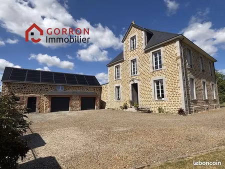 maison 10 pièces 255 m²