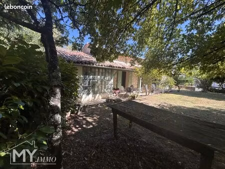 maison 4 pièces 239 m²