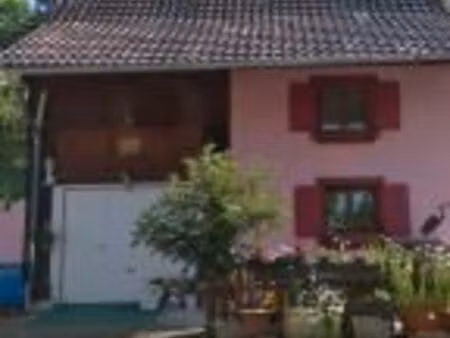 charmante petite maison frontière suisse