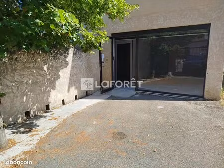 local commercial 36 m²