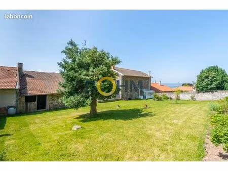 maison 1 pièce 196 m²