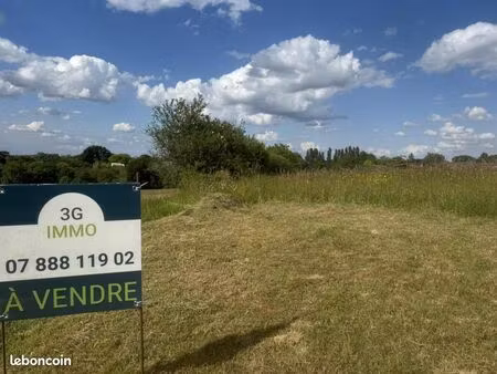 terrain 1 750 m² bassercles