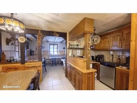 ferme 23 pièces 1958 m²