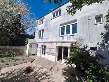 appartement 7 pièces 130 m²