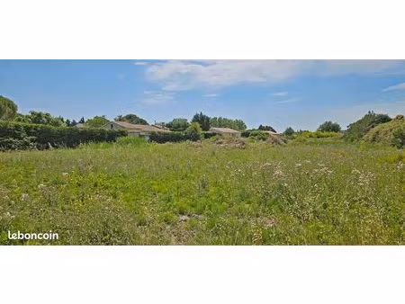 jonquieres (84) terrain viabilisé 530 m2 viabilisé