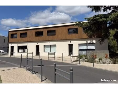 local commercial 50 m² léognan