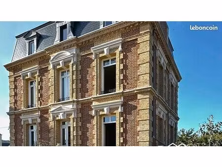 propriété 8 pièces 214 m²