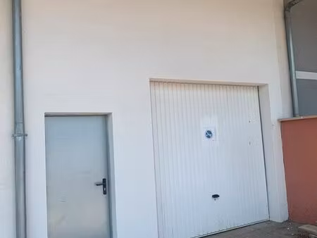 location entrepôt stockage et autres