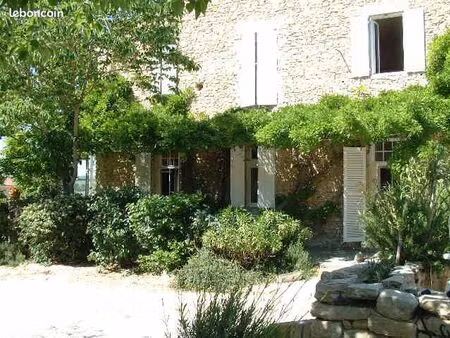 location meublée lagnes maison 2 chambres fevrier 26 à mai 26 128 m2 / 4 pieces