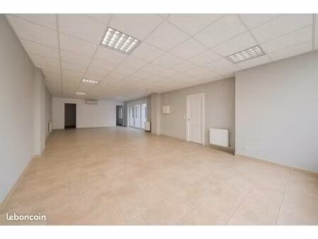 local commercial 120 m2