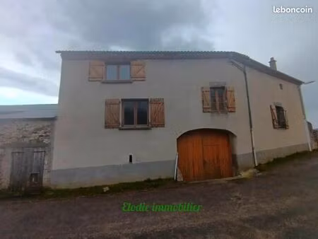 maison 10 pièces 144 m²