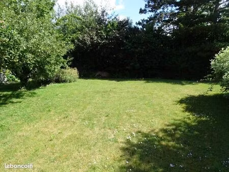 terrain 610 m² labuissiere