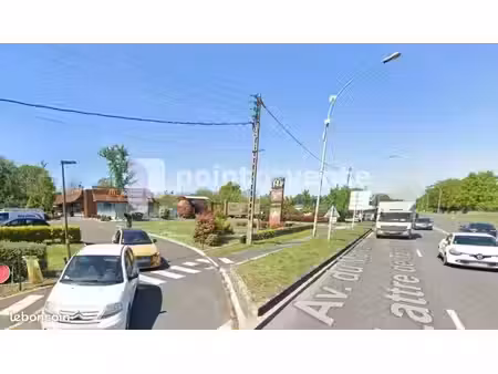 local commercial 789 m²