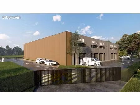 local d'activité 153 m²