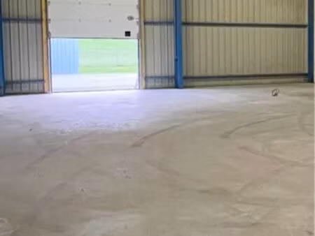 bâtiment professionnel  dépôt  hangar  entrepôt  atelier  garage  stockage