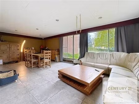 ** sous option ** sympathique bungalow à découvrir!