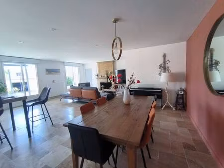 maison de 8 pièces de luxe en vente à arçonnay  france